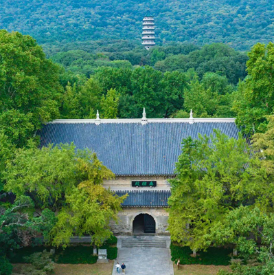 Linggu Temple